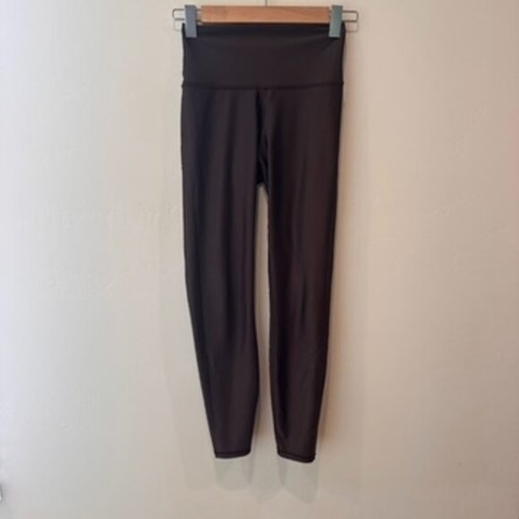 ALO Yoga Pants - ALO 7/8 High-Waist Airlift Legging Espresso Size XS